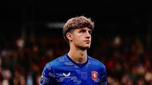 连娶三位女徒弟，将奥运冠军沦为主妇，毁掉运动员人生的他有多夸张？